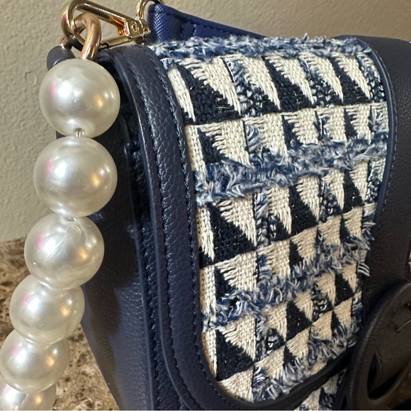Cato Blue Faux Tweed Purse With Blue And Pearl Straps - Picture 5 of 14